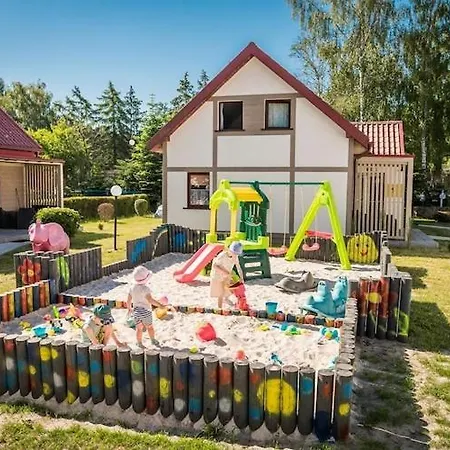 Two-story For 4 People, Summer Pool Semesterbostad